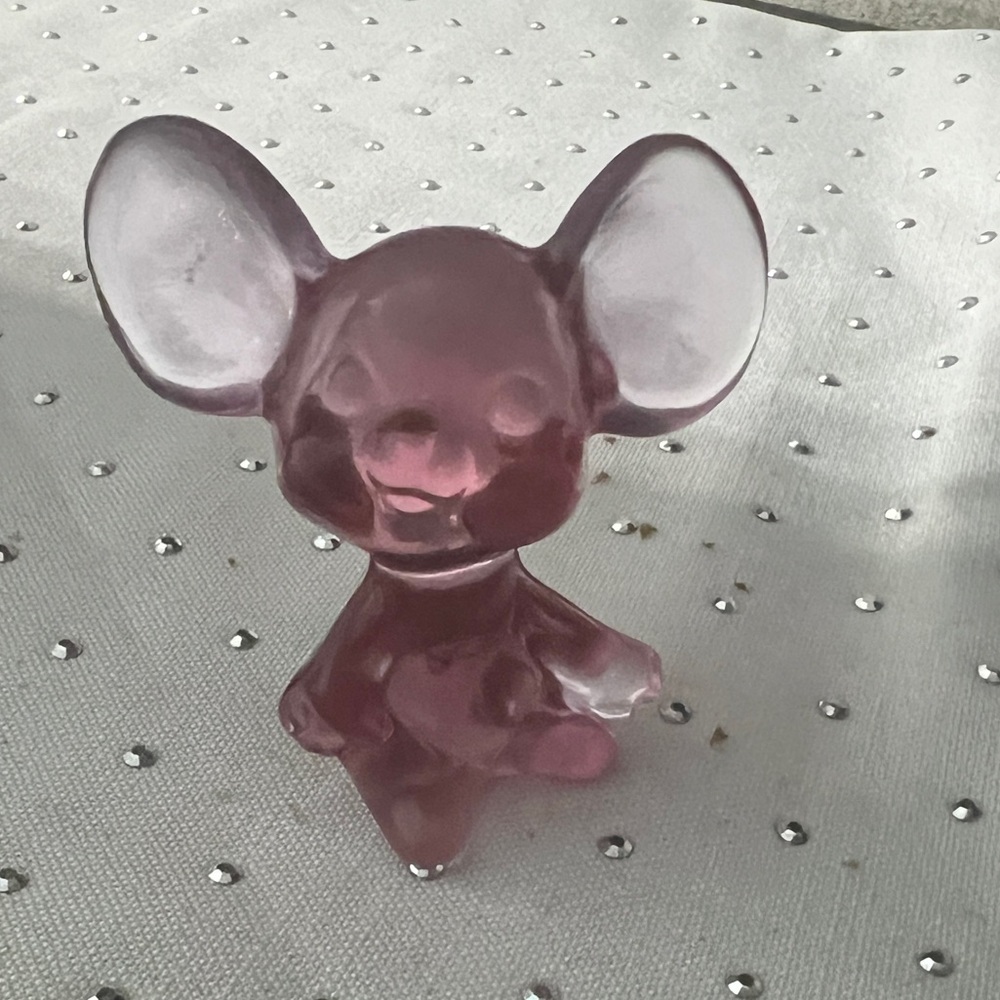 Fenton Dusty Rose Mouse Figurine